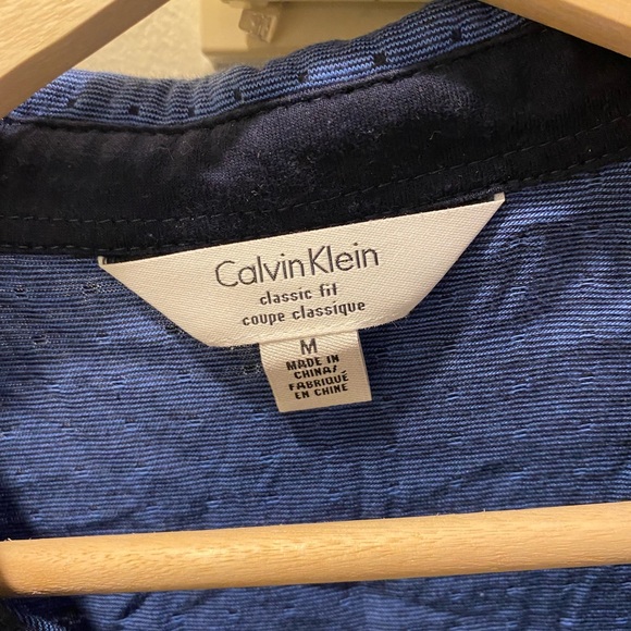 Calvin Klein medium blue polo with dots - Picture 2 of 5